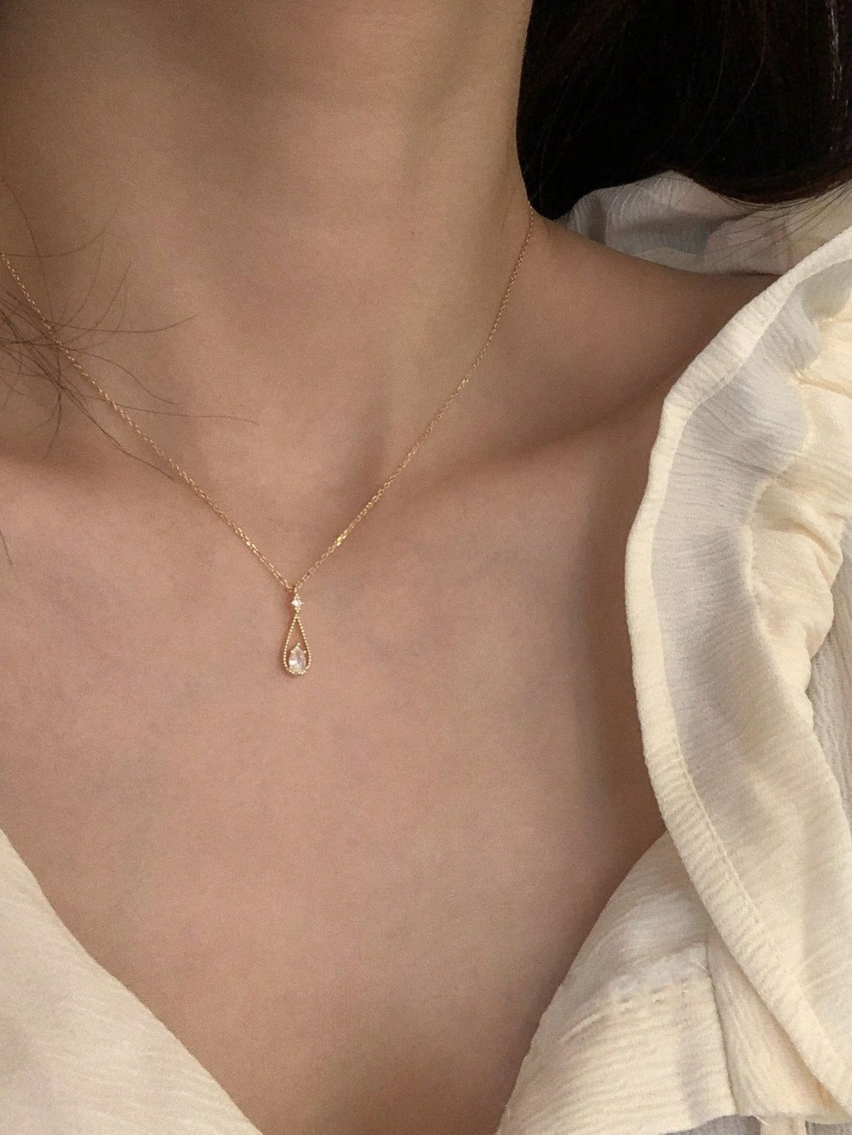 The Drop  – 925 Sterling Silver Gold-Plated Teardrop Pendant with Crystal Accents